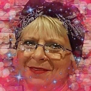 Meet your Posher, Sharon